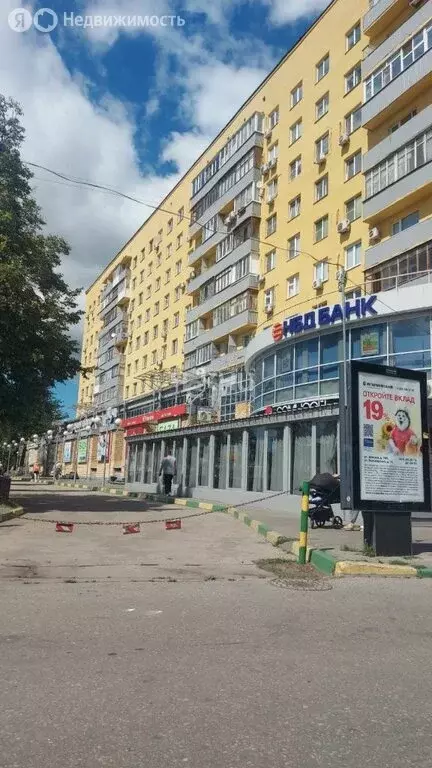 3-комнатная квартира: Нижний Новгород, улица Коминтерна, 115 (57.3 м) - Фото 0