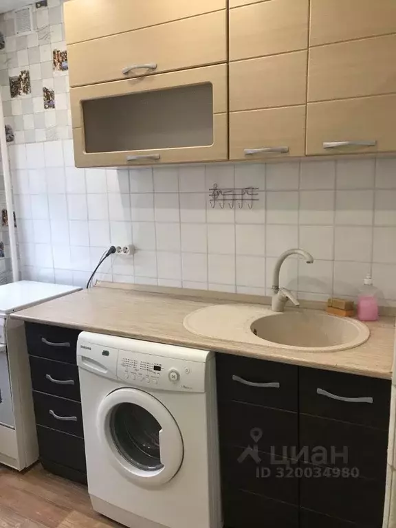 1-к кв. Саратовская область, Саратов Высокая ул., 17 (33.0 м) - Фото 0