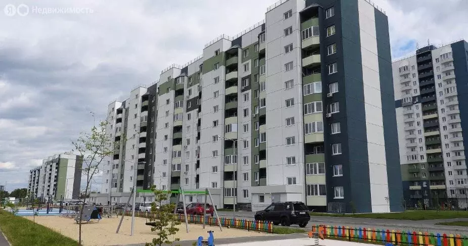 Квартира-студия: Тюмень, улица Алексея Леонова, 32 (31 м) - Фото 0