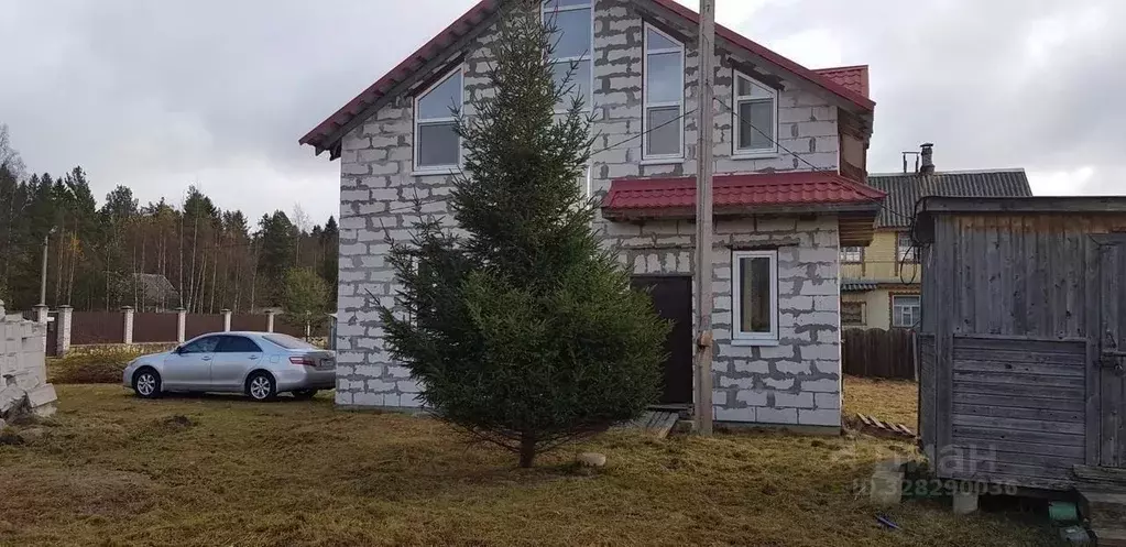 Дом в Ленинградская область, Гатчинский муниципальный округ, д. Выра ... - Фото 1