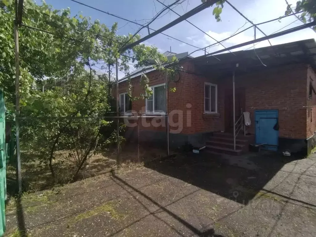 Дом в Адыгея, Майкоп городской округ, пос. Западный ул. Виноградная ... - Фото 1