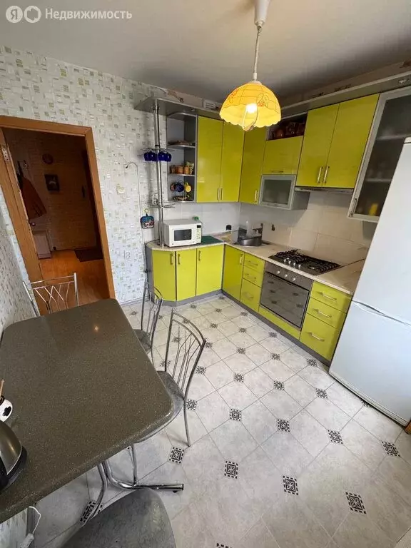 3-комнатная квартира: Смоленск, улица Попова, 138 (71.3 м) - Фото 1
