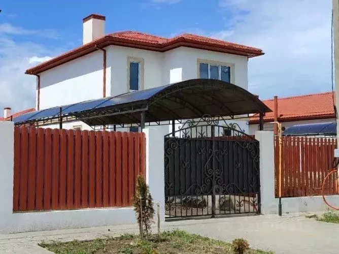 Дом в Краснодарский край, Анапа пл. Советов (120 м) - Фото 2