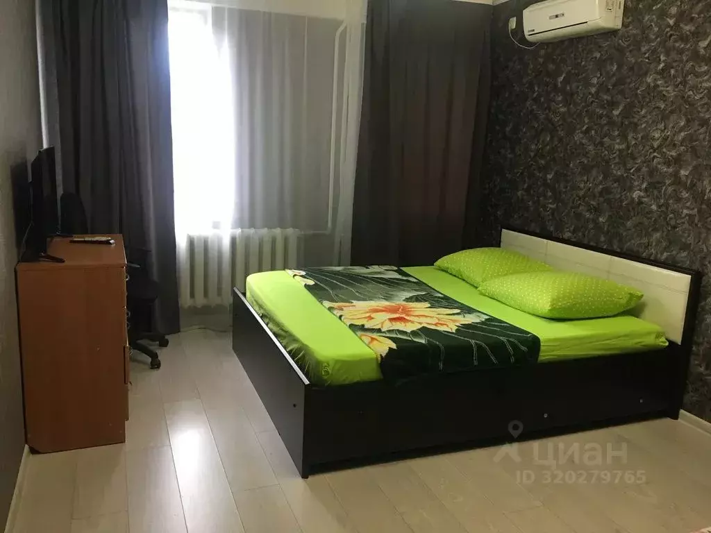 1-к кв. Крым, Феодосия бул. Старшинова, 23 (30.0 м) - Фото 0