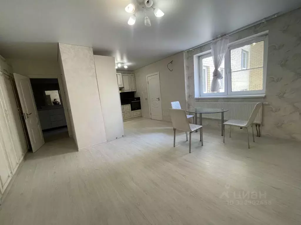 Квартира, 3 комнаты, 64 м - Фото 2