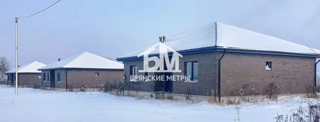 Дом в Брянская область, Брянский район, Отрадненское с/пос, с. ... - Фото 1