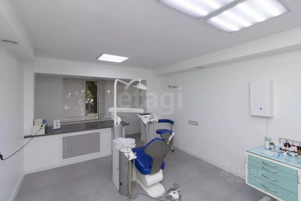 Офис в Тюменская область, Тюмень ул. Мельникайте, 115 (112 м) - Фото 1