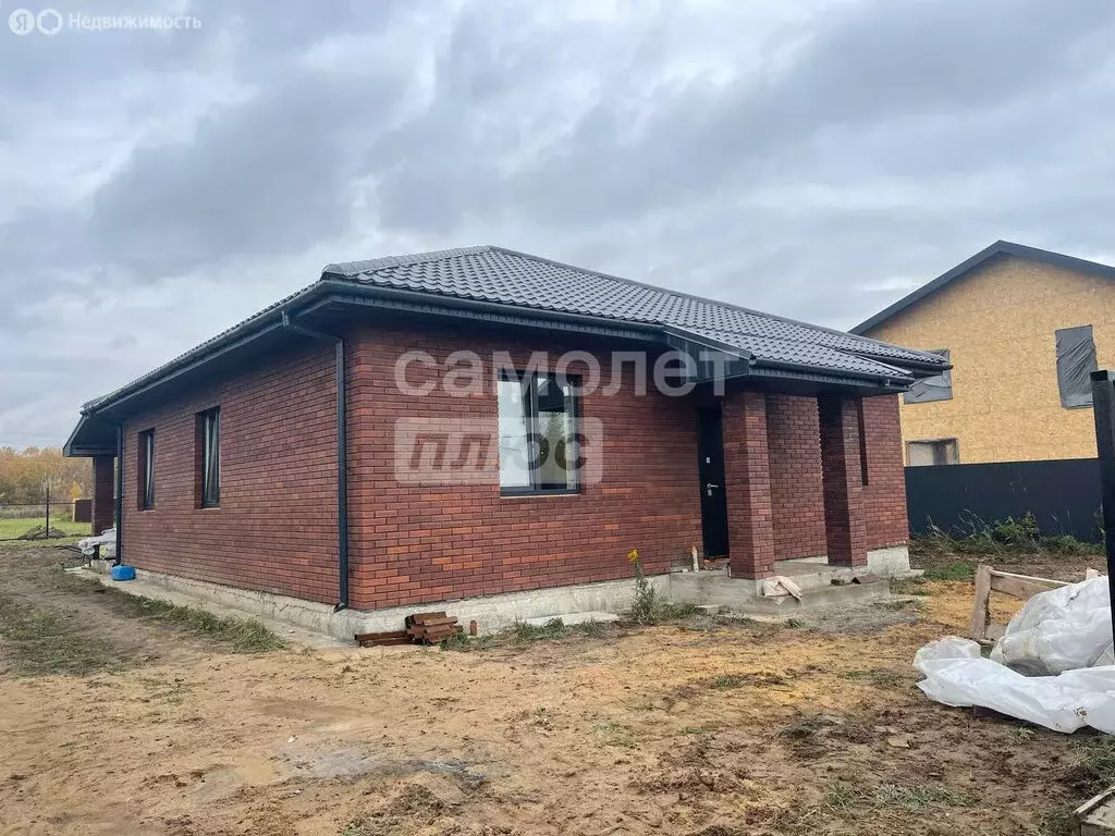 Дом в посёлок Молодёжный, микрорайон Рублёво-Медвенское (100 м) - Фото 1