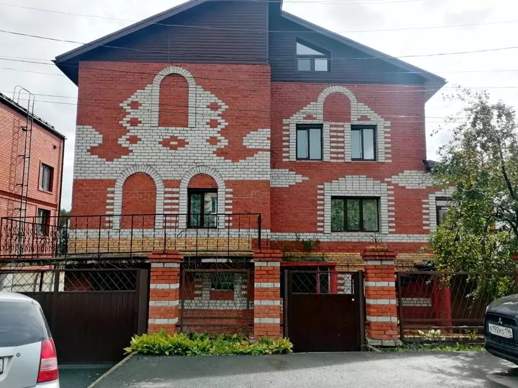 Коттедж в Свердловская область, Нижний Тагил 4-й проезд, 2 (345 м) - Фото 0