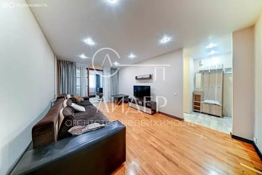 2-комнатная квартира: Сочи, микрорайон Гагарина, Цветной бульвар, 31 ... - Фото 2