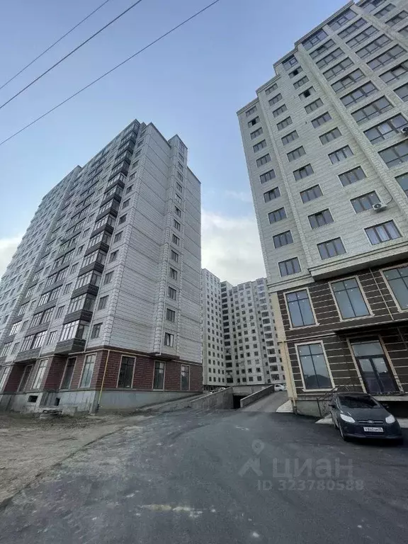 1-к кв. Дагестан, Махачкала ул. Азизова, 38 (50.0 м) - Фото 2