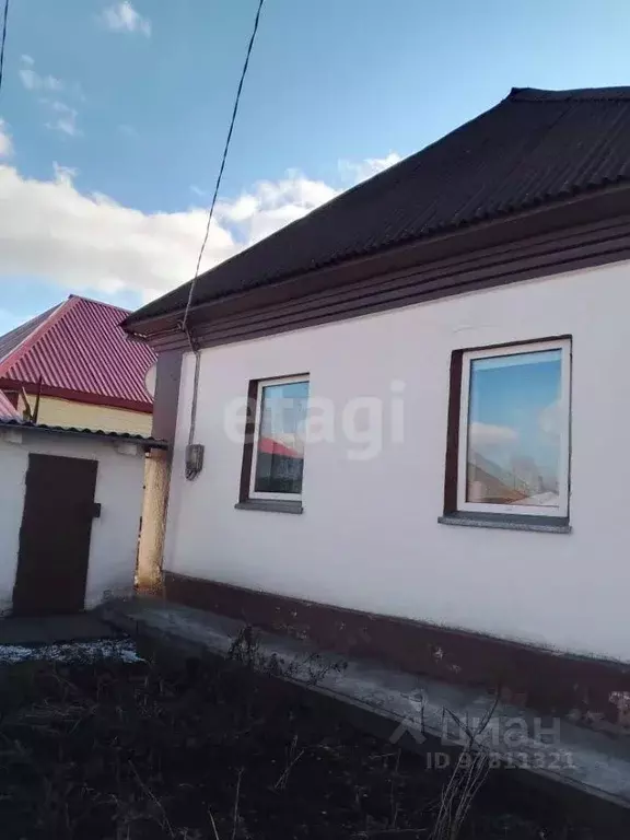 Дом в Кемеровская область, Прокопьевск ул. Салавата Юлаева, 32 (49 м) - Фото 1