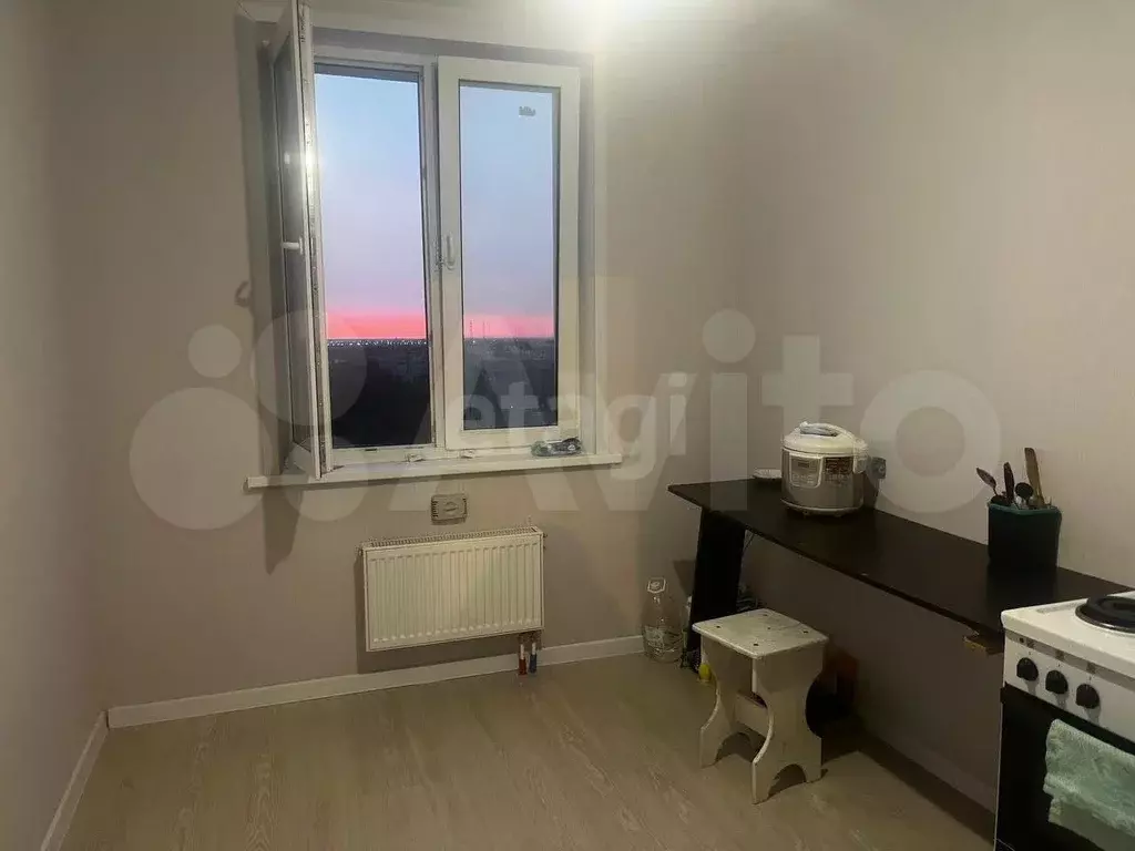 1-к. квартира, 40 м, 10/17 эт. - Фото 0