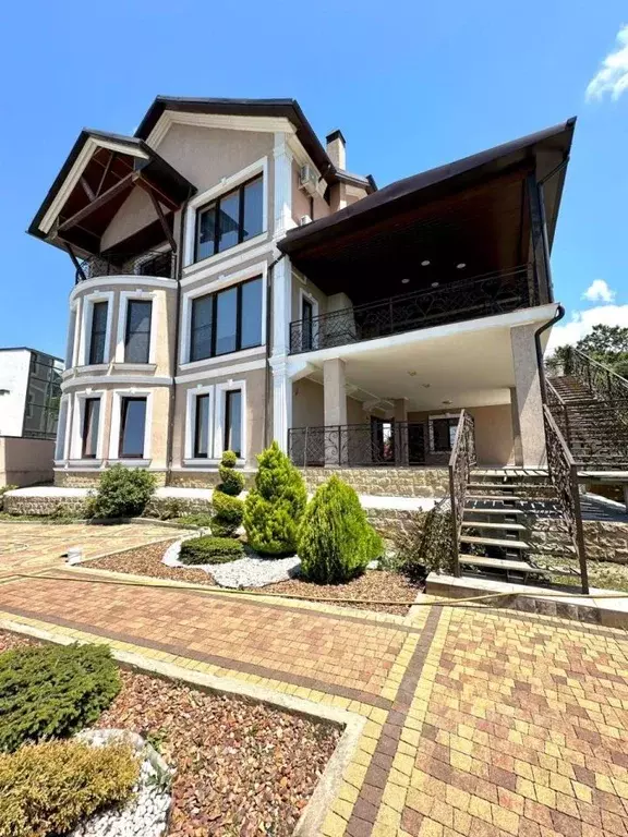 Дом в Краснодарский край, Сочи ул. Ворошиловградская (384 м) - Фото 2