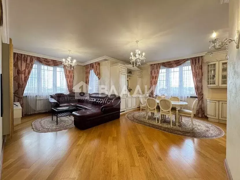 2-к. квартира, 105 м, 9/10 эт. - Фото 0