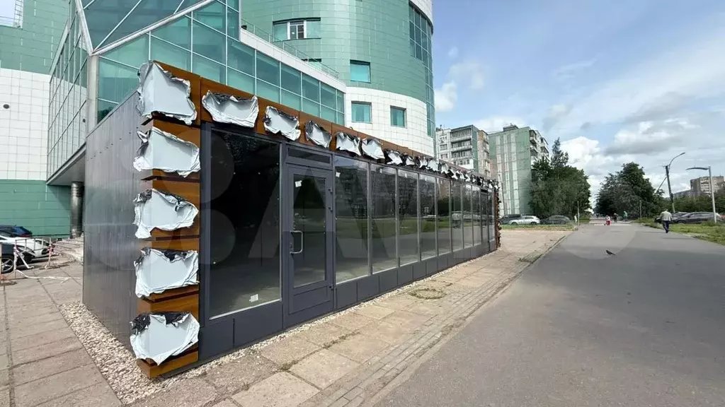 Сдаётся торговое помещение, 54 м с высоким трафиком - Фото 0