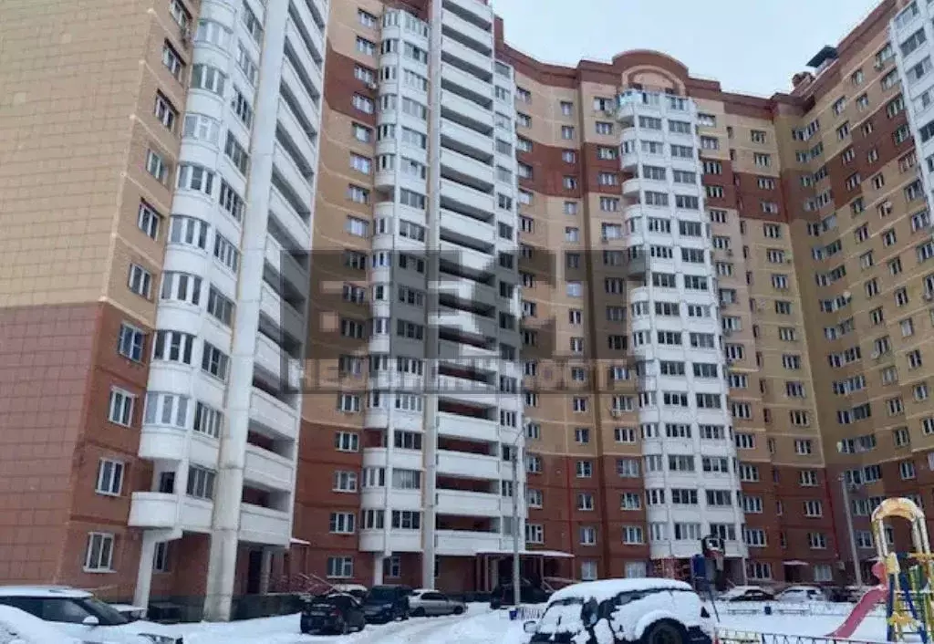 Продается 2-комнатная квартира - Фото 1