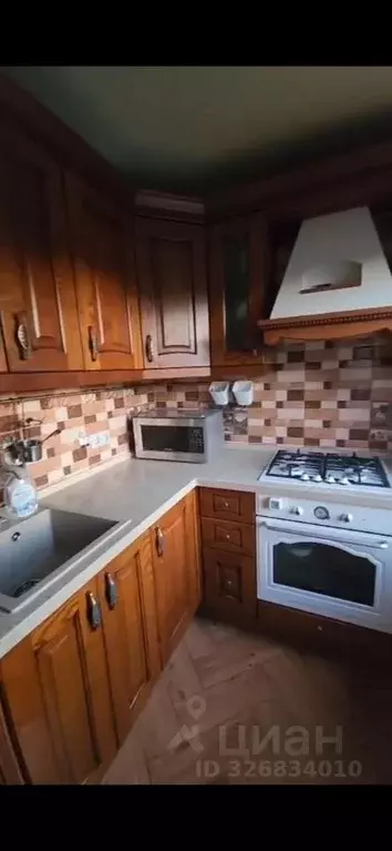 2-к кв. Краснодарский край, Сочи Центральный мкр, ул. Юных Ленинцев, 9 ... - Фото 1