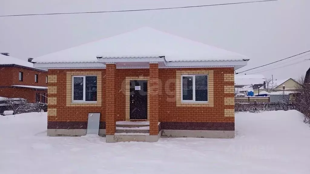 Дом в Башкортостан, Уфимский район, Зубовский сельсовет, с. Зубово ул. ... - Фото 2