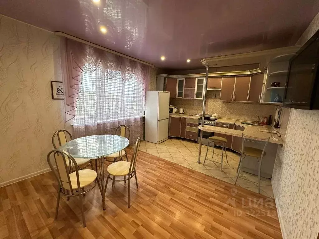 3-к кв. Ленинградская область, Волхов ул. Мичурина, 1 (72.0 м) - Фото 1