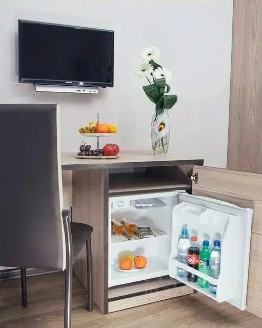 Комната Челябинская область, Челябинск просп. Ленина, 33а (10.0 м) - Фото 1