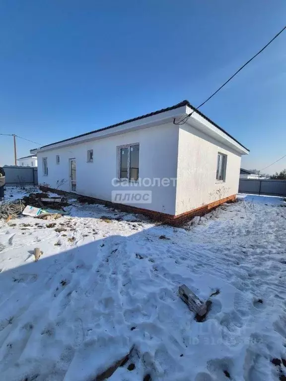 Дом в Курская область, Курский район, Моковский сельсовет, д. 1-я ... - Фото 0