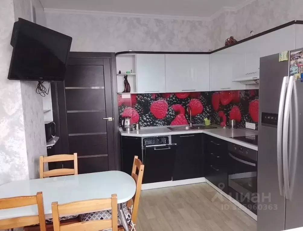 2-к кв. Кемеровская область, Новокузнецк Запорожская ул., 69Б (72.0 м) - Фото 1