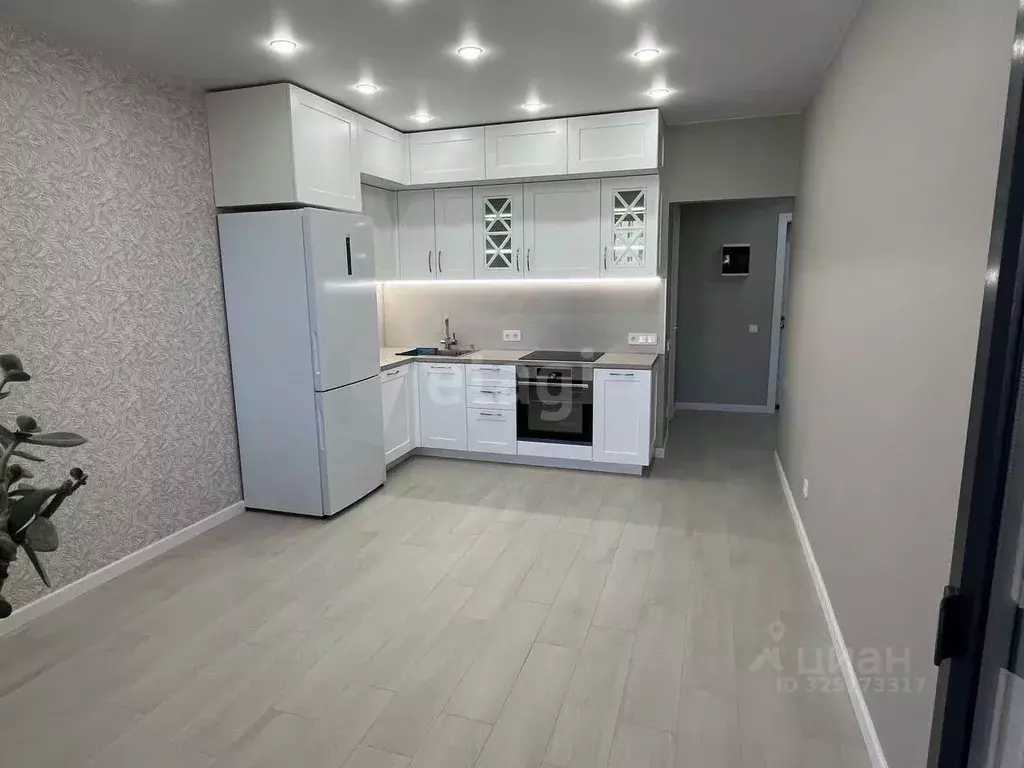 3-к кв. Воронежская область, Воронеж ул. Загоровского, 1 (65.0 м) - Фото 1