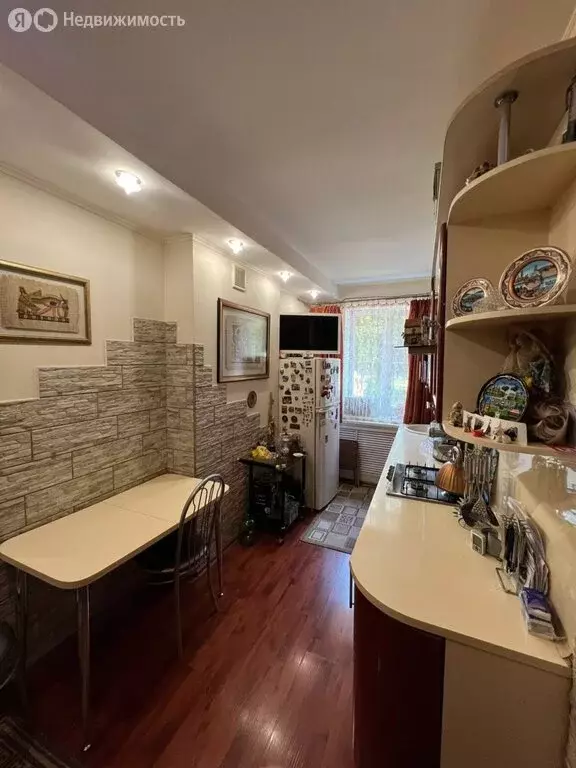 3-комнатная квартира: Серпухов, улица Калинина, 27А (56 м) - Фото 2