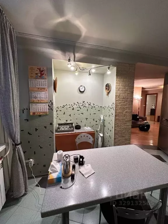 3-к кв. Московская область, Химки ул. Панфилова, 4 (78.0 м) - Фото 2