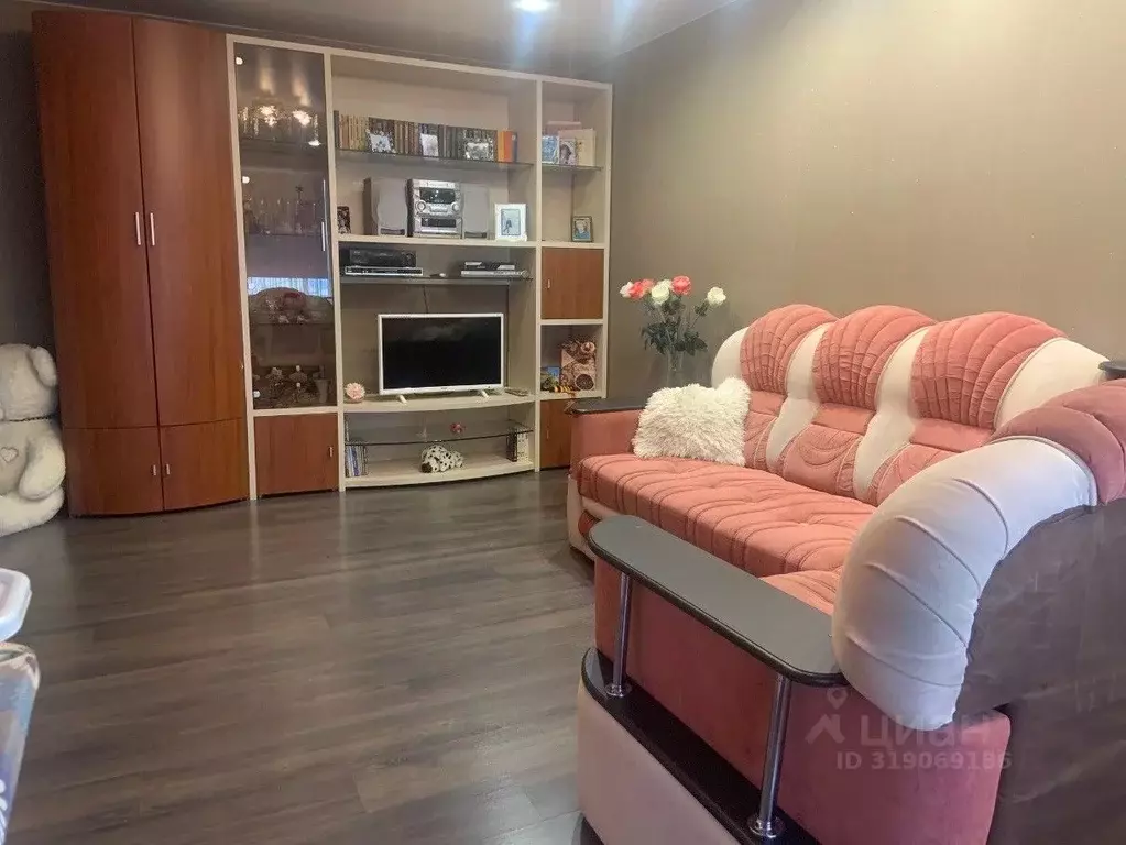 2-к кв. Волгоградская область, Волгоград ул. Генерала Ватутина, 14 ... - Фото 1