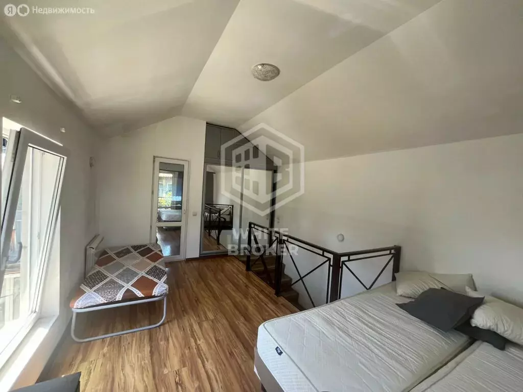 2-комнатная квартира: Ялта, улица Чехова, 3 (59.05 м) - Фото 2