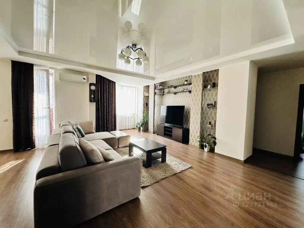 3-к кв. Свердловская область, Екатеринбург ул. Токарей, 40 (111.9 м) - Фото 2