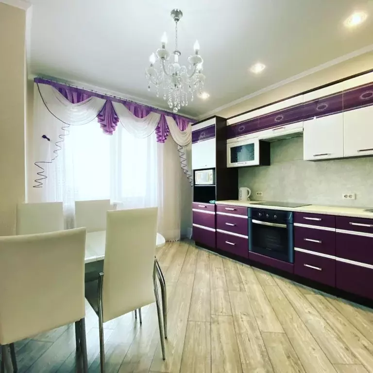 2-к кв. Брянская область, Брянск Советская ул., 95/1 (90.0 м) - Фото 0