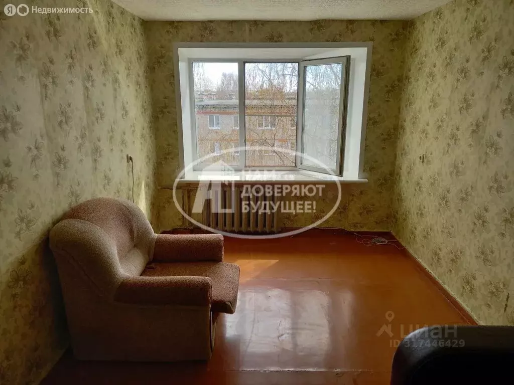 2-комнатная квартира: Краснокамск, улица Пушкина, 14 (46 м) - Фото 1