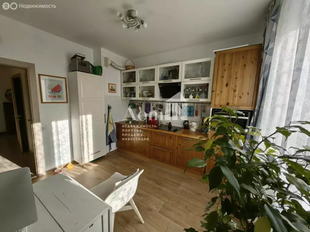 2-комнатная квартира: Санкт-Петербург, Юнтоловский проспект, 47к3 ... - Фото 0