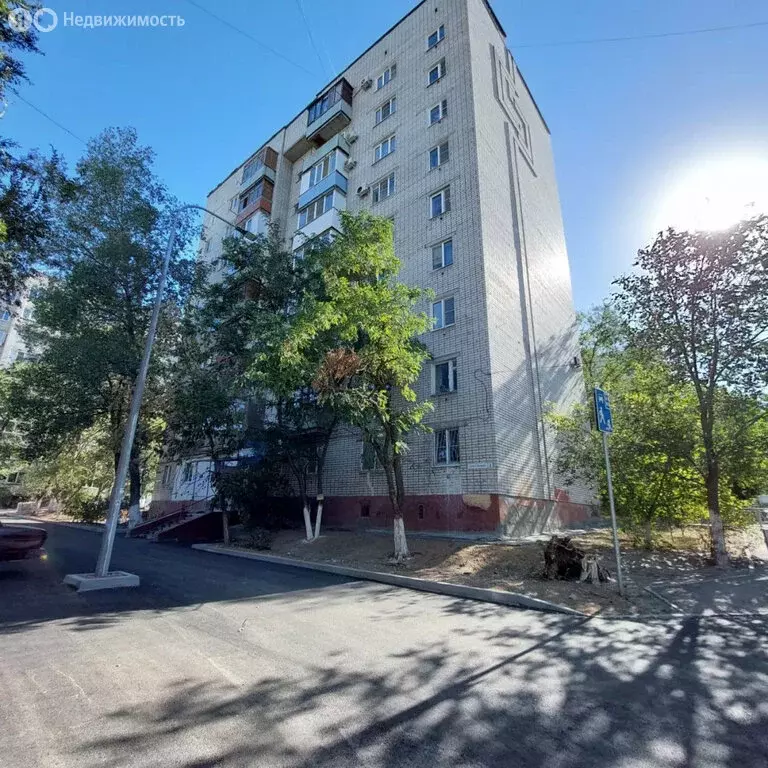 2-комнатная квартира: Волгоград, улица Салтыкова-Щедрина, 1 (54 м) - Фото 0