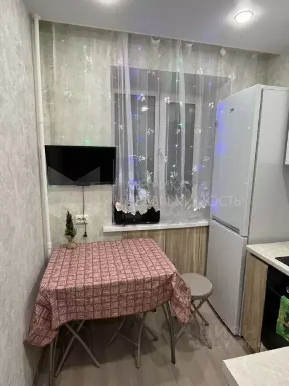 1-к кв. Тюменская область, Тюмень Мелиораторов мкр, ул. Мелиораторов, ... - Фото 0