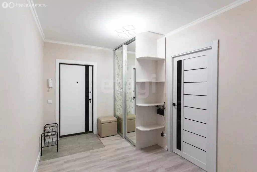 3-комнатная квартира: Тюмень, Широтная улица, 126к2 (92 м) - Фото 2