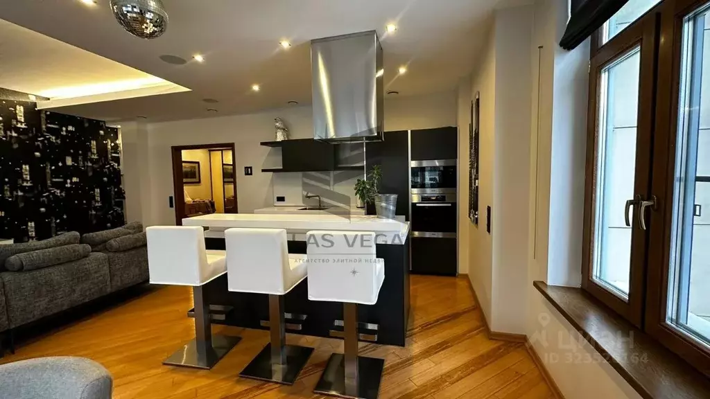 3-к кв. Санкт-Петербург Вязовая ул., 10 (146.0 м) - Фото 1