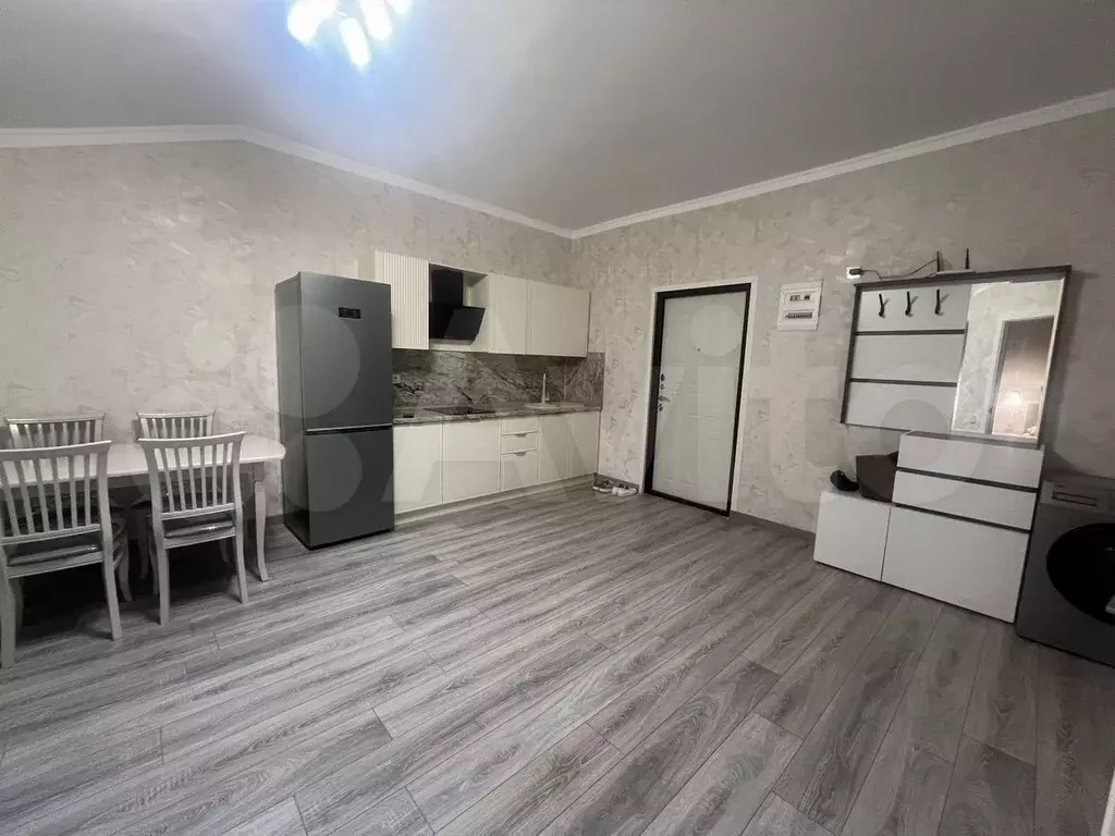 2-к. квартира, 68 м, 7/7 эт. - Фото 0