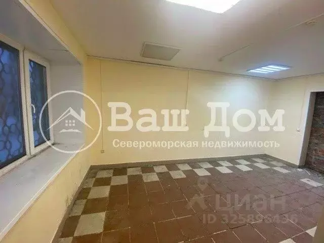 Помещение свободного назначения в Мурманская область, Североморск ул. ... - Фото 2