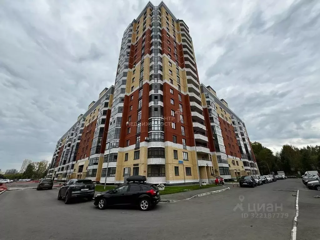 1-к кв. Татарстан, Казань ул. Зур Урам, 1Кк3 (44.9 м) - Фото 0
