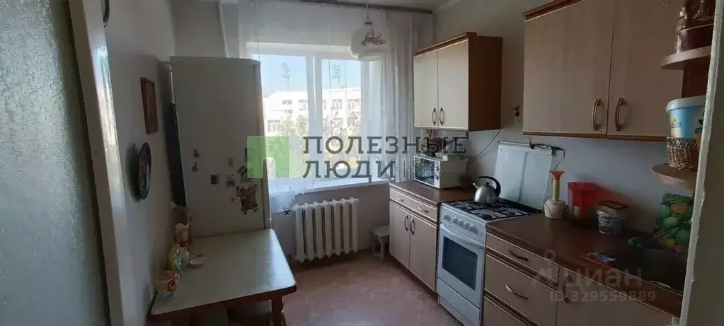 3-к кв. Курганская область, Курган Заозерный жилрайон, 6-й мкр, 4 ... - Фото 1