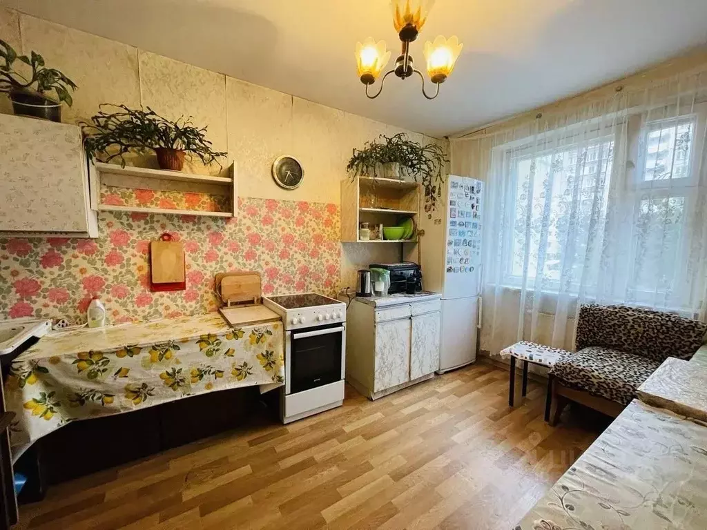 Комната Московская область, Королев ул. Калининградская, 17к2 - Фото 1