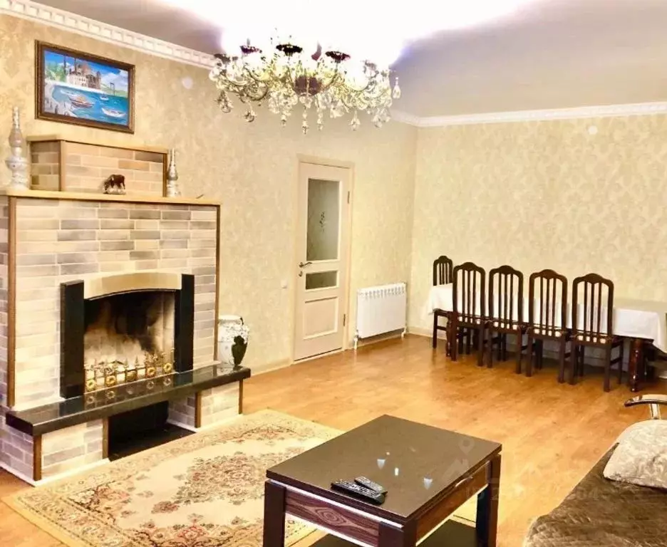 Дом в Карачаево-Черкесия, Теберда Карачаевский городской округ, ул. ... - Фото 1