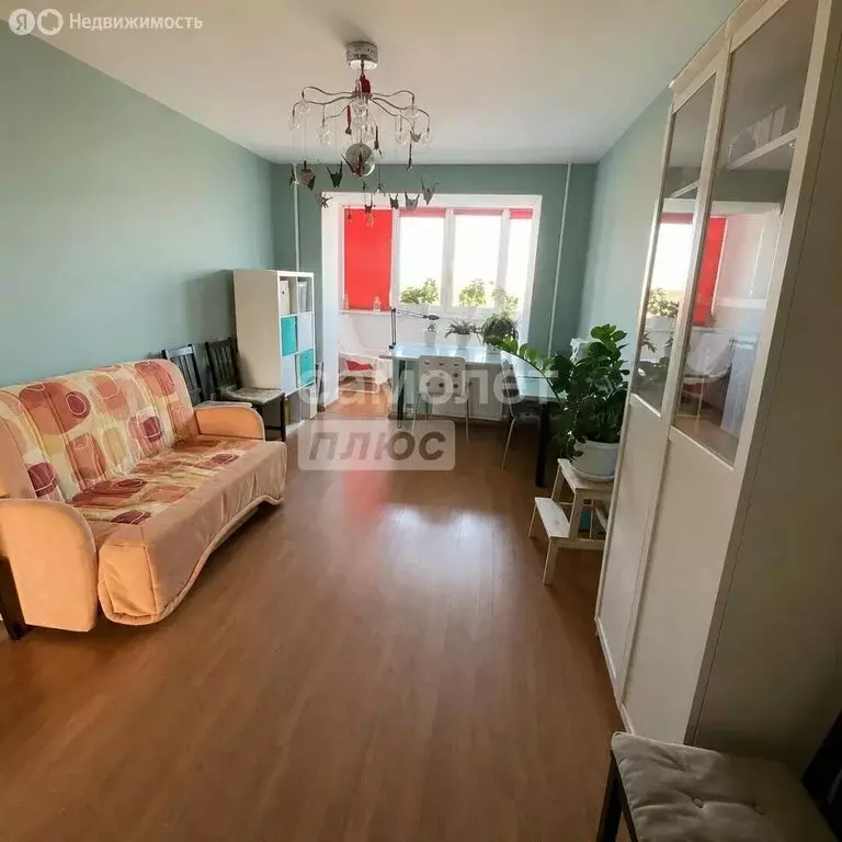 3-комнатная квартира: Уфа, улица Рабкоров, 11/1 (74.3 м) - Фото 1