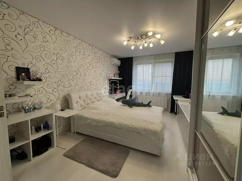 3-к кв. Калужская область, Калуга Тарутинская ул., 231к7 (88.7 м) - Фото 1