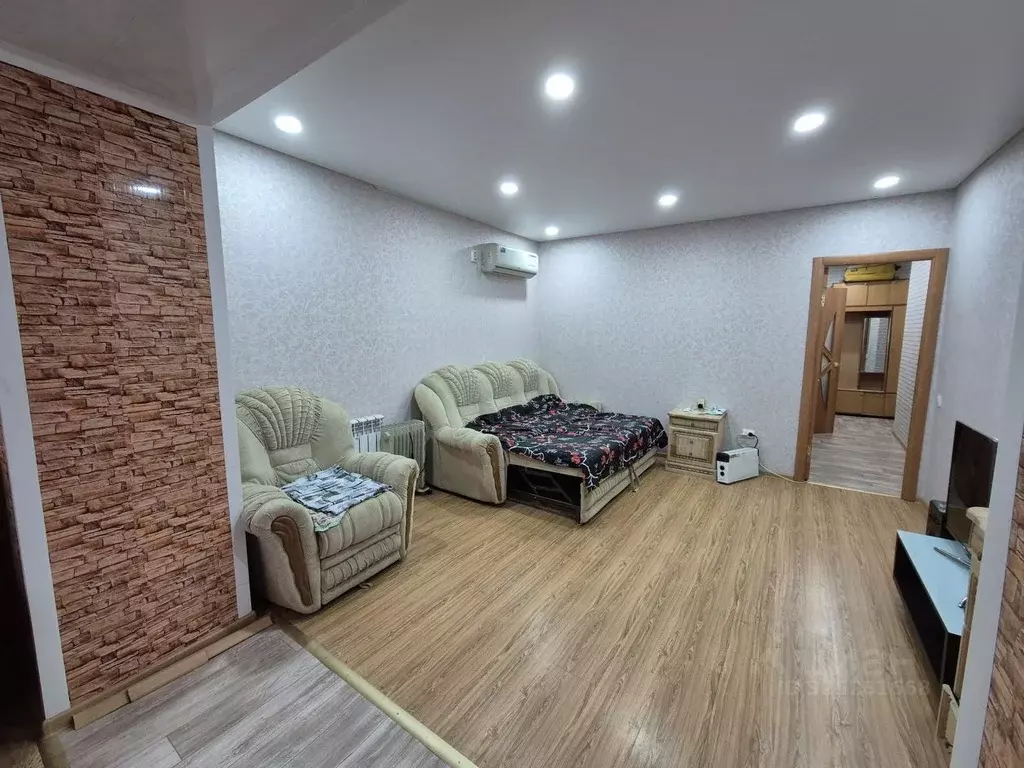 2-к кв. Астраханская область, Астрахань ул. Набережная Тимирязева, 68 ... - Фото 0