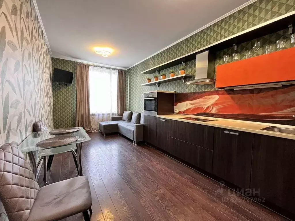 1-к кв. Санкт-Петербург ул. Композиторов, 12 (50.0 м) - Фото 1